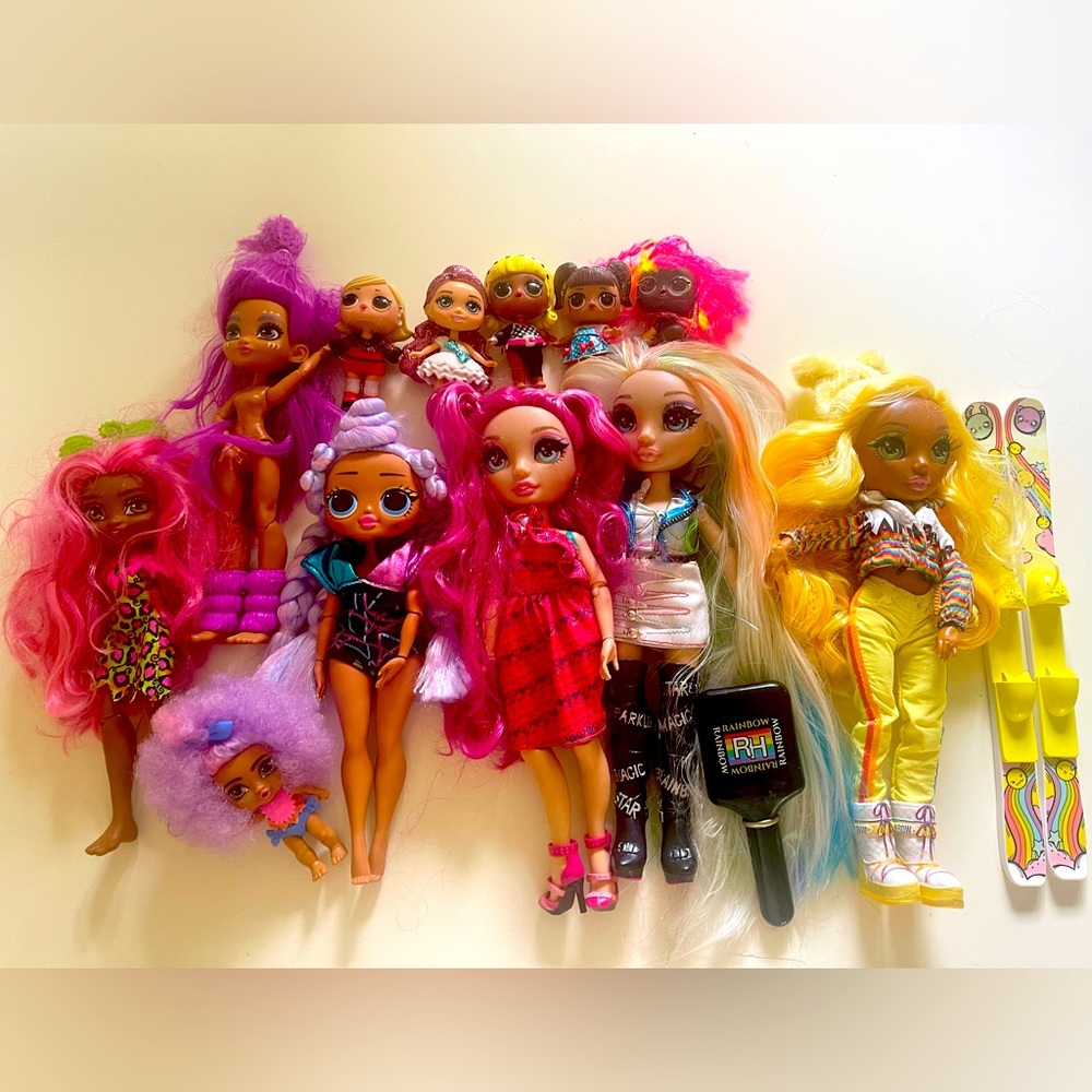 LOL Dolls. Three sizes